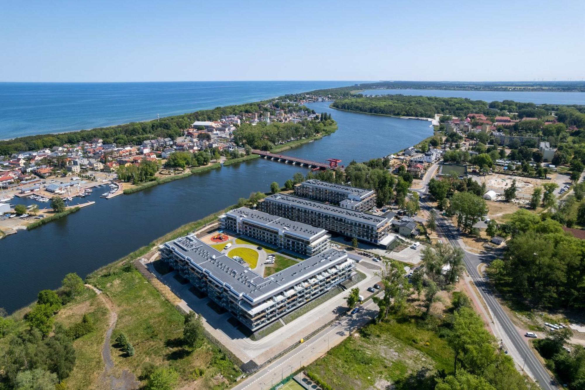 Wellness Resort Apartments Dziwnow Riverfront By Noclegi Renters المظهر الخارجي الصورة